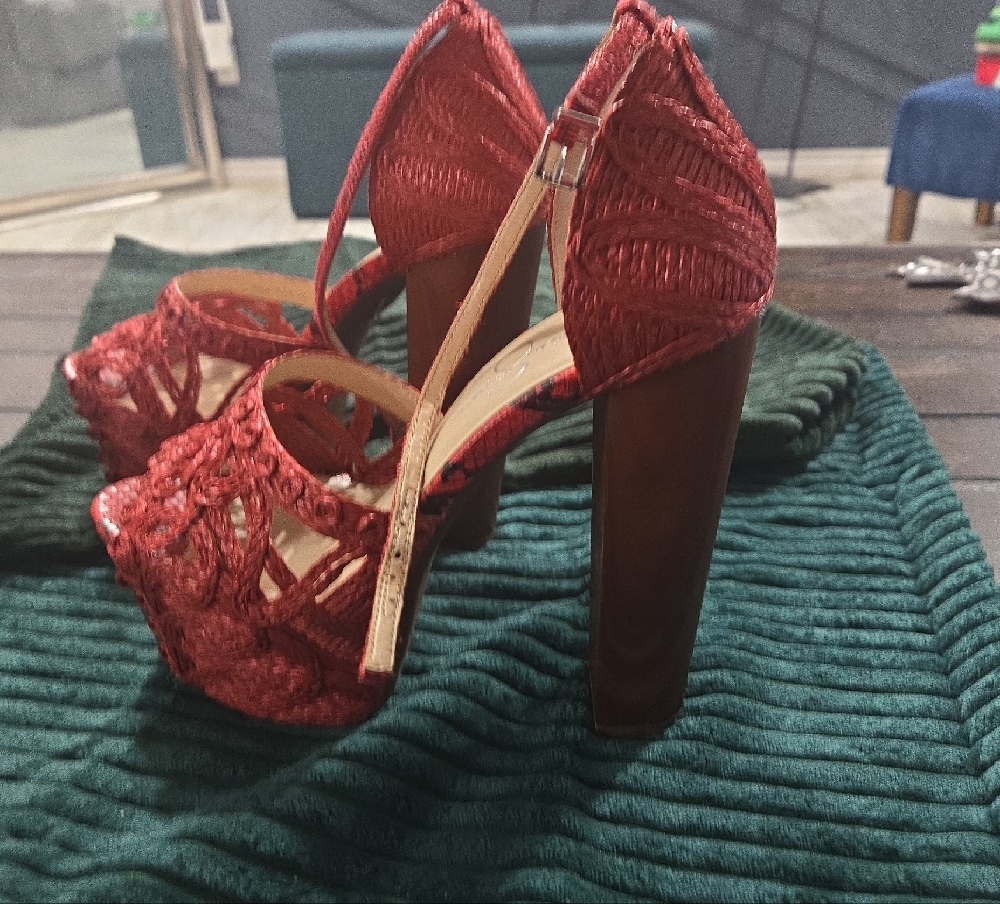 Jessica Simpson Red Platform Heels - Picture 5 of 6